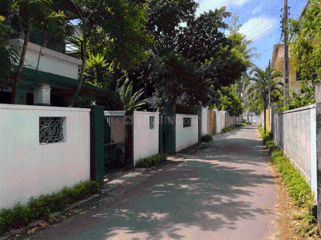 Residential Plot in Thrippunithura for resale Kochi. The reference number is 20809755