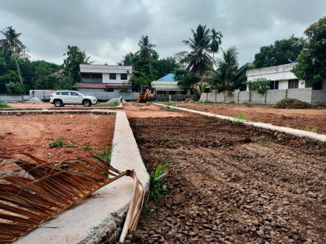 Residential Plot in Thrippunithura for resale Kochi. The reference number is 20230054