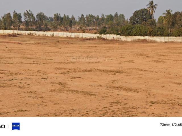 Residential Plot in Thummaloor for resale Hyderabad. The reference number is 19456877