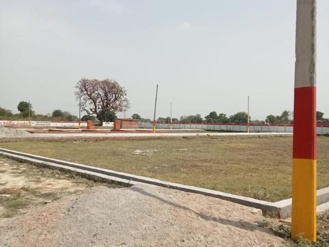 Residential Plot in Tikra for resale Kanpur. The reference number is 20580651