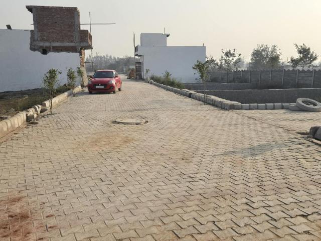 Residential Plot in Tilpata Karanwas for resale Greater Noida. The reference number is 20897846
