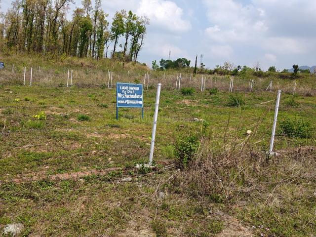 Residential Plot in Tilwari for resale Dehradun. The reference number is 20378761