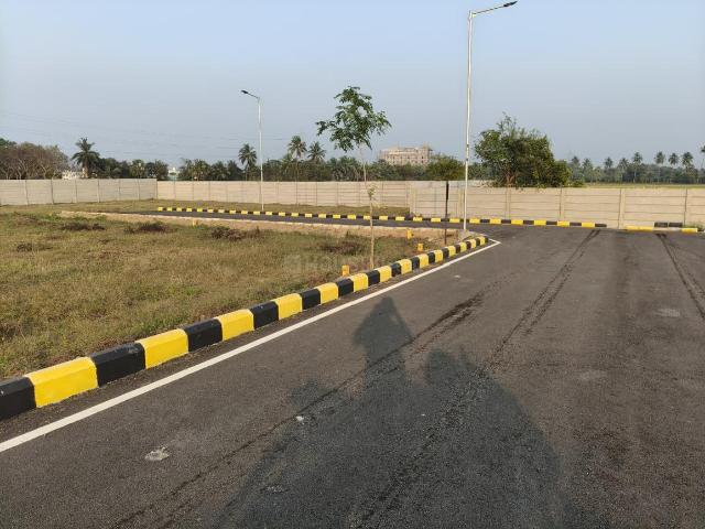 Residential Plot in Tirukalukundram for resale Chennai. The reference number is 20367911