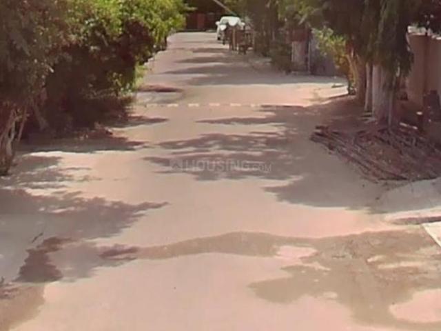 Residential Plot in Transport Nagar for resale Lucknow. The reference number is 19748078