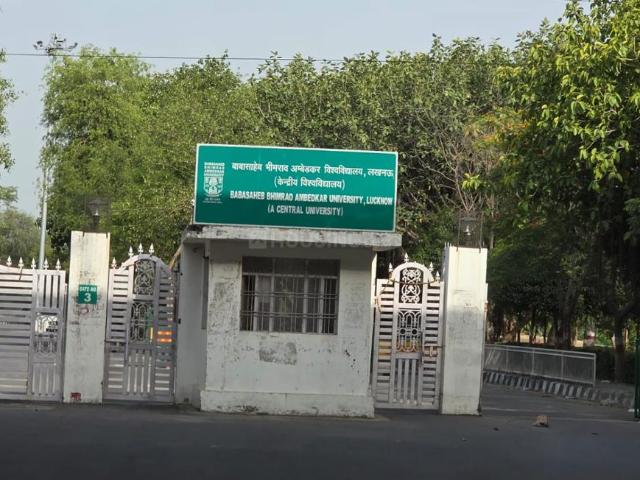 Residential Plot in Transport Nagar for resale Lucknow. The reference number is 20297014