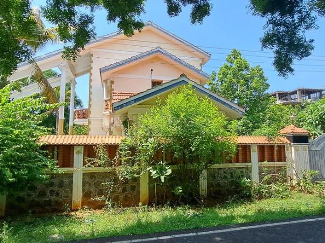 Residential Plot in Uthandi for resale Chennai. The reference number is 20158675
