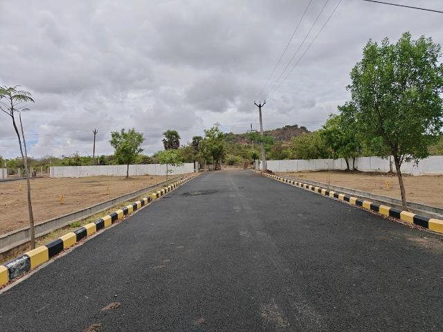 Residential Plot in Urapakkam for resale Chennai. The reference number is 20189678