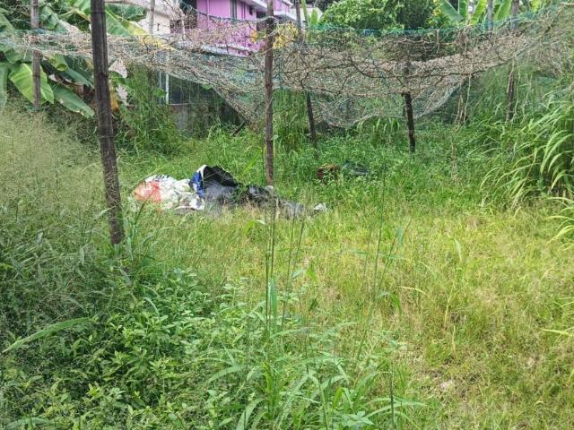 Residential Plot in Vyttila for resale Kochi. The reference number is 20656441