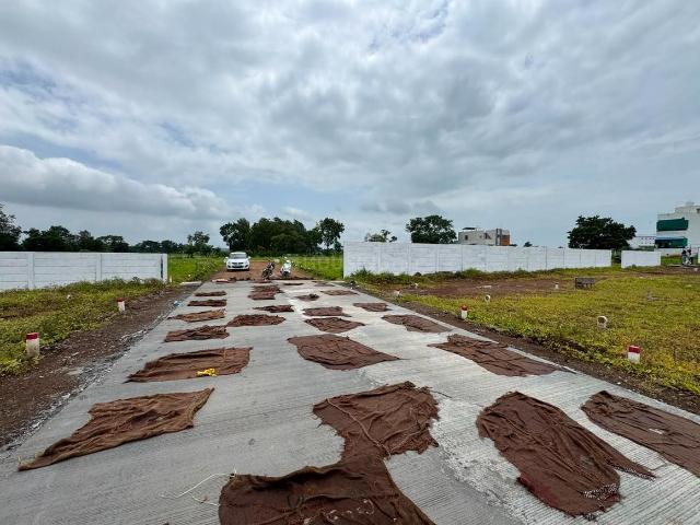 Residential Plot in Vadner Dumala for resale Devlali. The reference number is 20959523