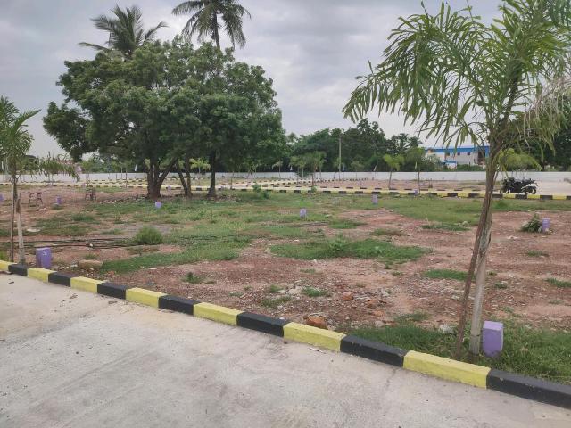 Residential Plot in Vadaperumbakkam for resale Chennai. The reference number is 16375582