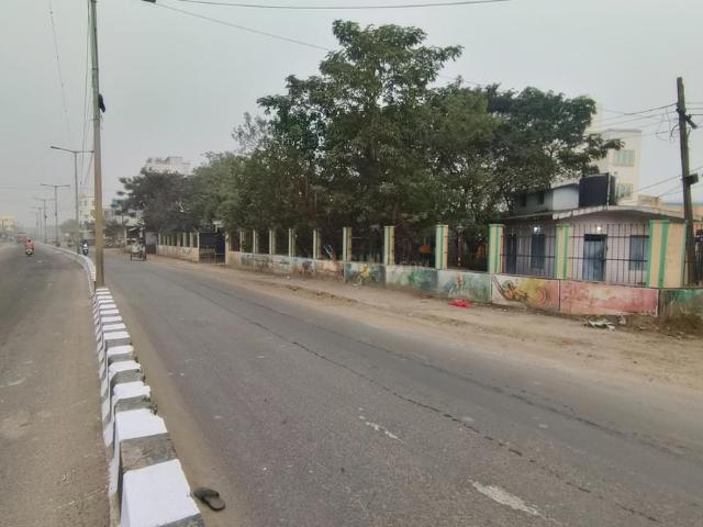 Residential Plot in Vadaperumbakkam for resale Chennai. The reference number is 19398425