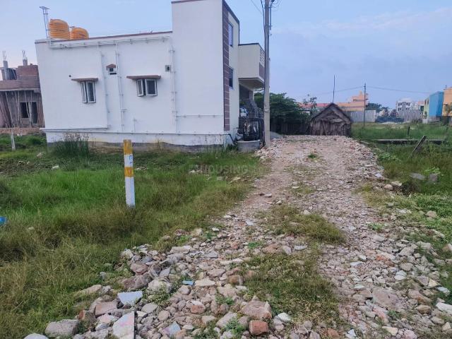 Residential Plot in Vadaperumbakkam for resale Chennai. The reference number is 20029404