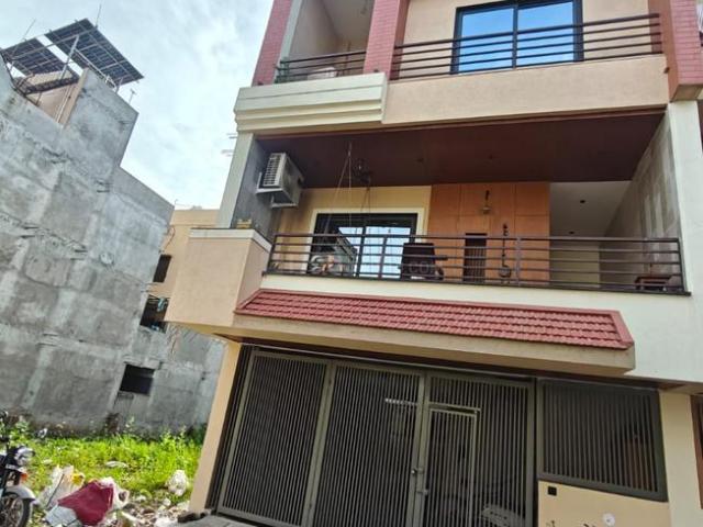 Residential Plot in Vanakala for resale Surat. The reference number is 18336702