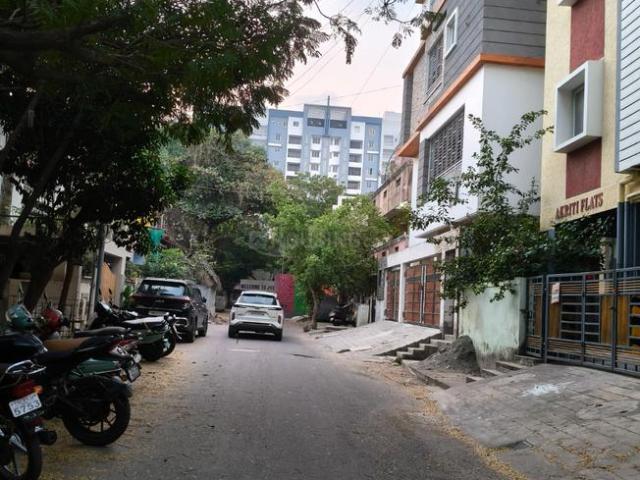 Residential Plot in Velachery for resale Chennai. The reference number is 19801799