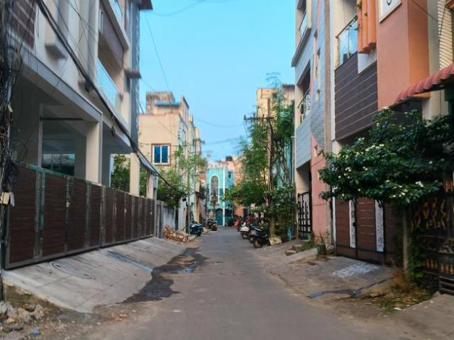 Residential Plot in Velachery for resale Chennai. The reference number is 19944201