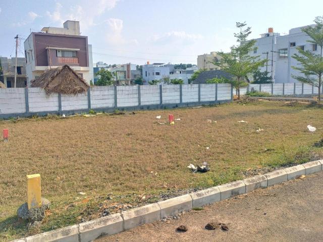 Residential Plot in Vengambakkam for resale Chennai. The reference number is 20336880