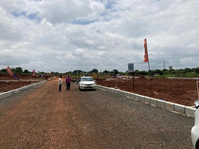Residential Plot in Venkatapur for resale Sangareddy. The reference number is 18391030