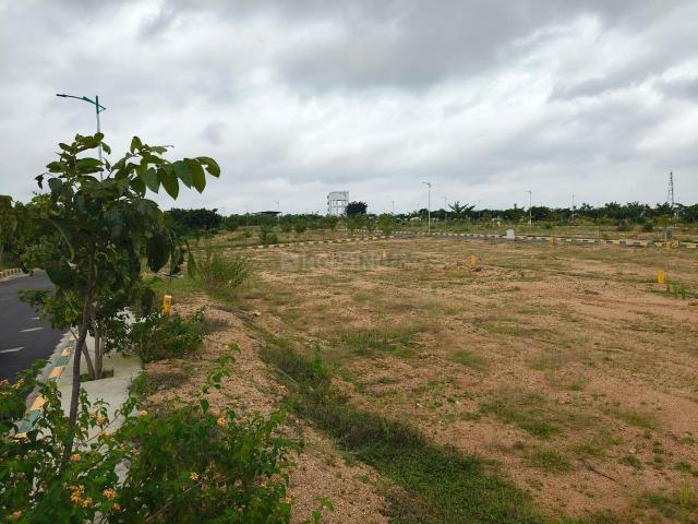 Residential Plot in Vikarabad Town for resale Vikarabad. The reference number is 18576611