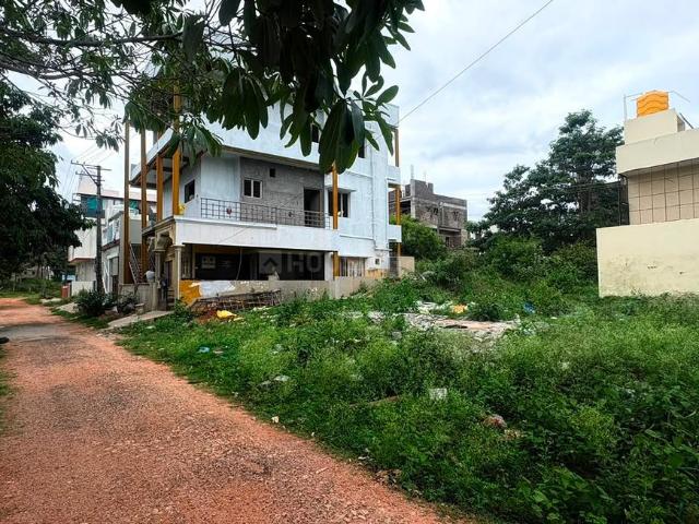 Residential Plot in Vijayanagar for resale Mysore. The reference number is 20571080