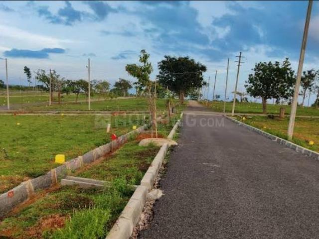 Residential Plot in Vijayanagar for resale Mysore. The reference number is 20628538