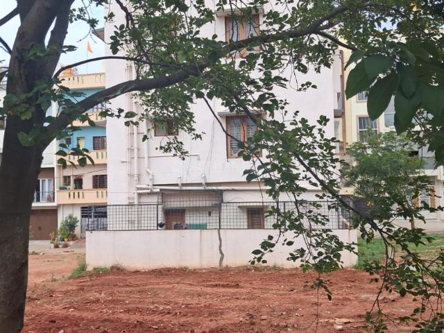 Residential Plot in Vishveshwaraya Nagar for resale Bengaluru. The reference number is 20556180