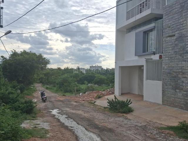 Residential Plot in Vishveshwaraya Nagar for resale Bengaluru. The reference number is 20572781
