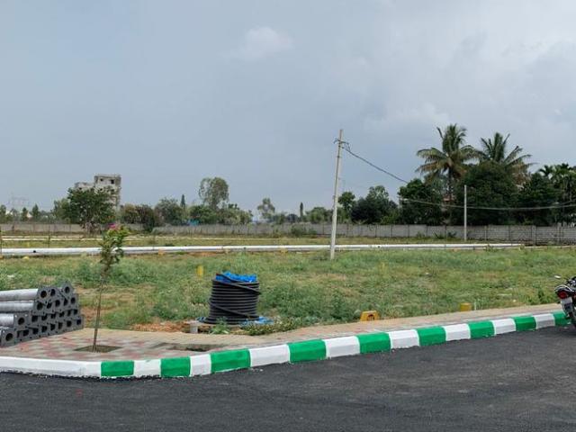 Residential Plot in Vittasandra for resale Bengaluru. The reference number is 20681489