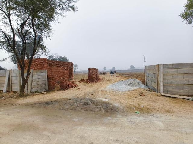 Residential Plot in Vrindaban Bangar for resale Vrindavan. The reference number is 20070812