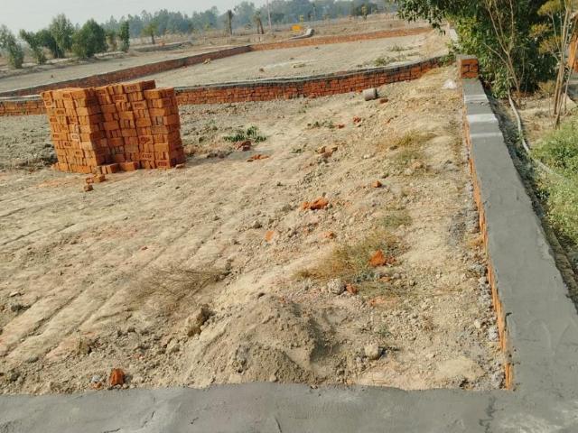 Residential Plot in Vrindavan Yojana for resale Amar Shaheed Path. The reference number is 17593253