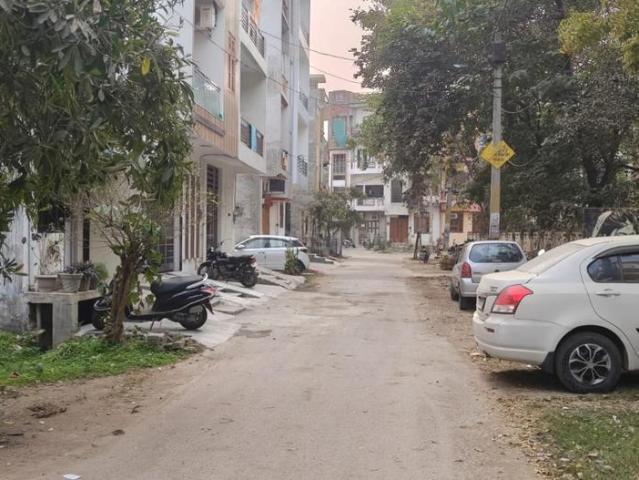 Residential Plot in Vrindavan Yojana for resale Lucknow. The reference number is 20530756