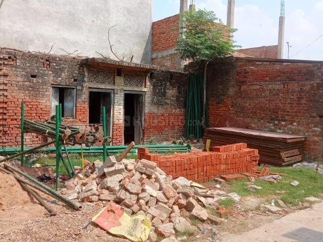 Residential Plot in Vrindavan Yojana for resale Raebareli Road. The reference number is 17275083