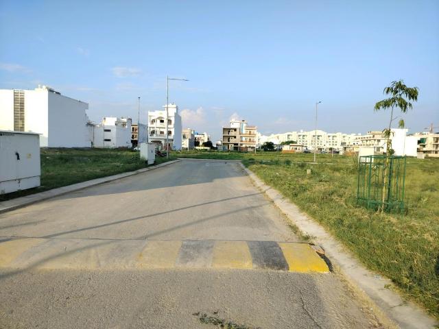 Residential Plot in Wave City for resale Ghaziabad. The reference number is 15446342