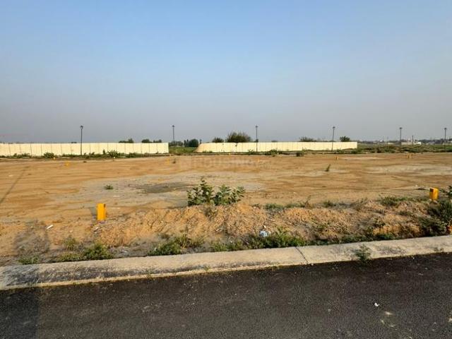 Residential Plot in Wave City for resale Ghaziabad. The reference number is 18931210