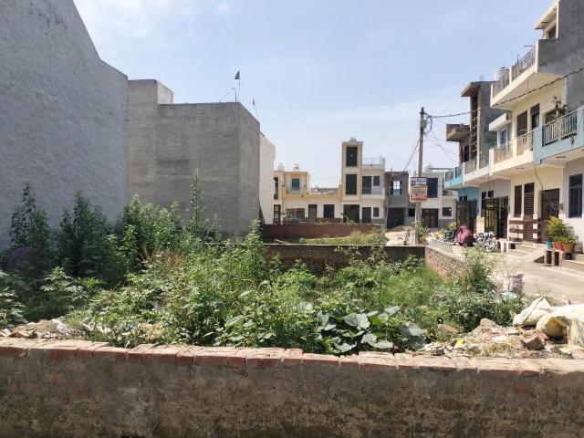 Residential Plot in Wave City for resale Ghaziabad. The reference number is 19670094
