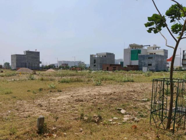 Residential Plot in Wave City for resale Ghaziabad. The reference number is 20177214