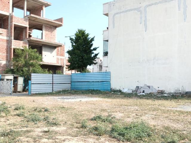 Residential Plot in Wave City for resale Ghaziabad. The reference number is 20484609