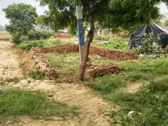 Residential Plot in Wave City for resale Ghaziabad. The reference number is 20787461