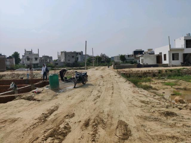 Residential Plot in Wave City for resale Ghaziabad. The reference number is 20710351
