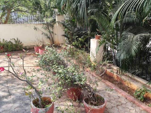 Residential Plot in West Marredpally for resale Secunderabad. The reference number is 18239393