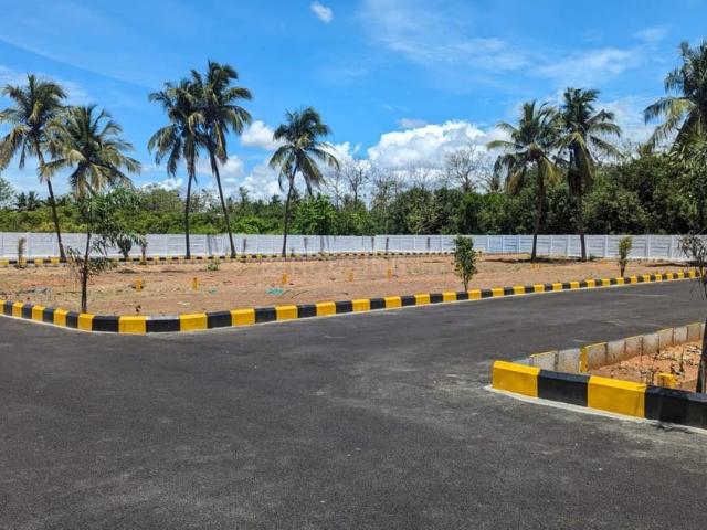 Residential Plot in West Tambaram for resale Chennai. The reference number is 19242975