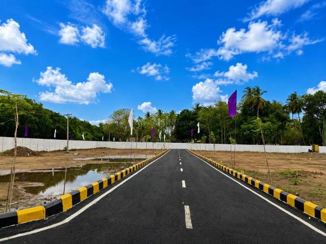 Residential Plot in West Tambaram for resale Chennai. The reference number is 20869473