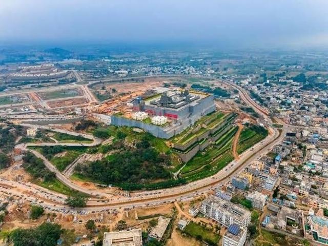 Residential Plot in Yadagirigutta for resale Yadadri Bhuvanagiri. The reference number is 18238191