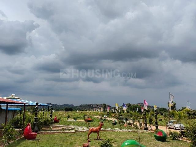 Residential Plot in Yadagirigutta for resale Yadadri Bhuvanagiri. The reference number is 2882191
