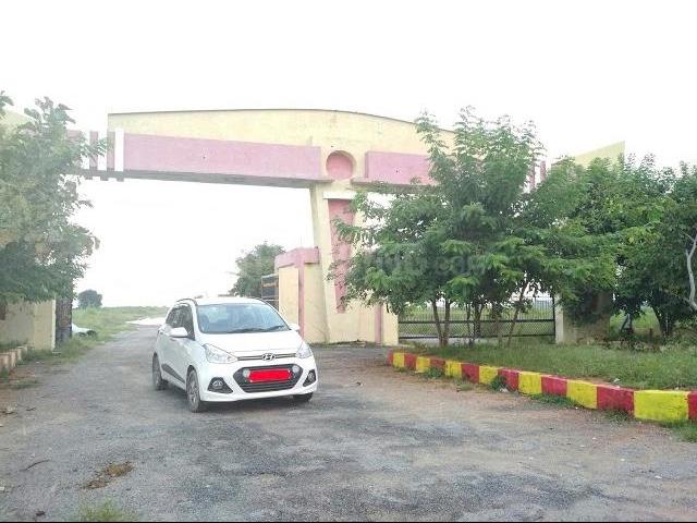 Residential Plot in Yadagirigutta for resale Yadadri Bhuvanagiri. The reference number is 6227543