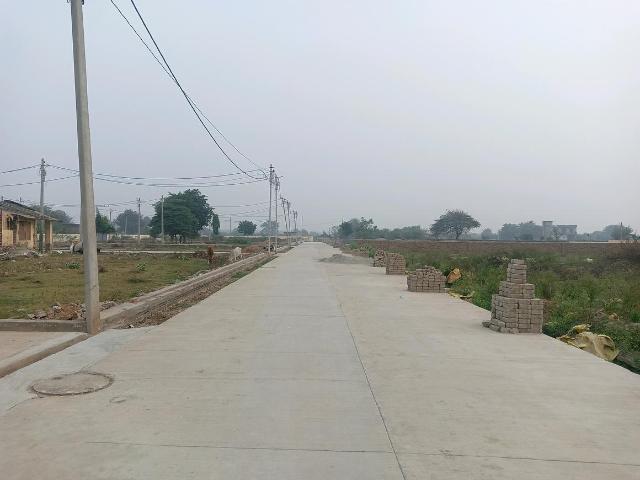 Residential Plot in Yeida for resale Greater Noida. The reference number is 13094047