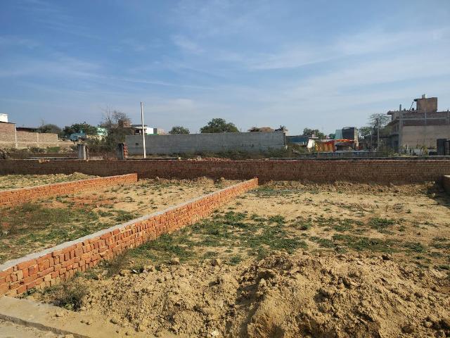 Residential Plot in Yeida for resale Greater Noida. The reference number is 15052262