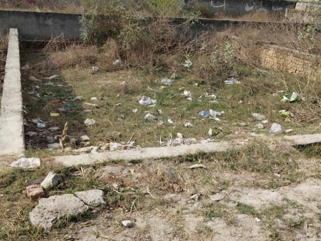 Residential Plot in Yeida for resale Greater Noida. The reference number is 15857267