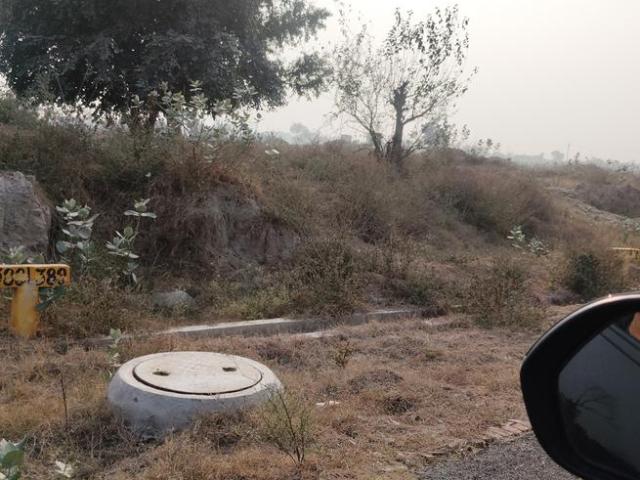 Residential Plot in Yeida for resale Greater Noida. The reference number is 15906714