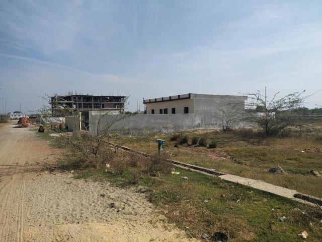 Residential Plot in Yeida for resale Greater Noida. The reference number is 18965697