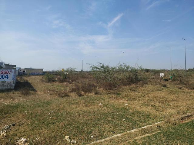 Residential Plot in Yeida for resale Greater Noida. The reference number is 18965770
